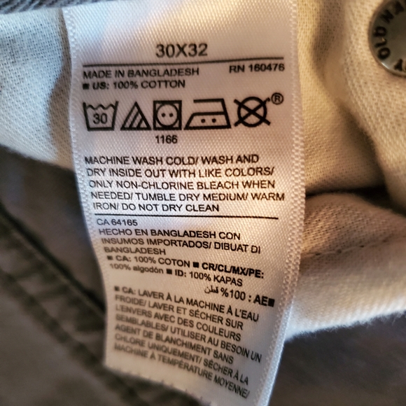 Old Navy Men's pants - Picture 2 of 3